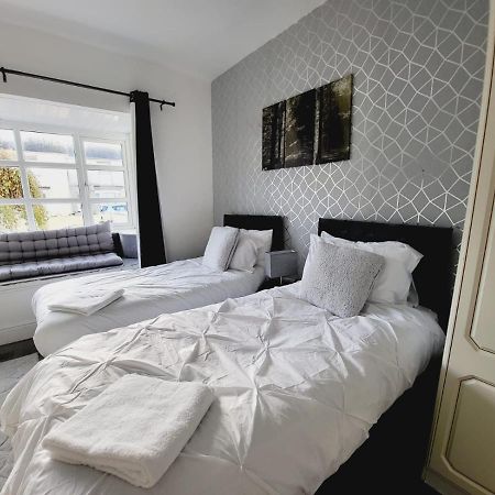 City Centre Room, Wifi, Share Facility 斯旺西 外观 照片
