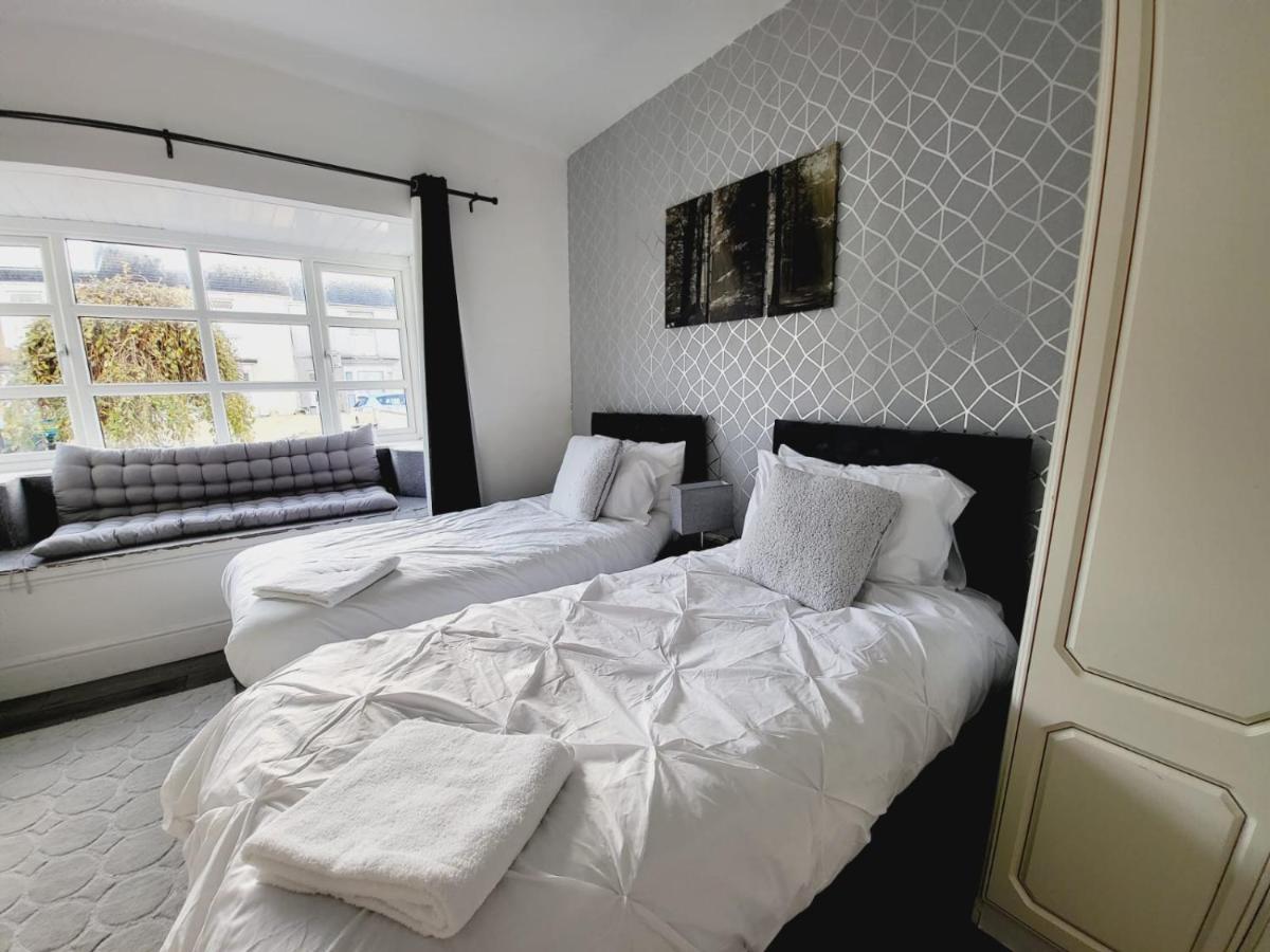 City Centre Room, Wifi, Share Facility 斯旺西 外观 照片